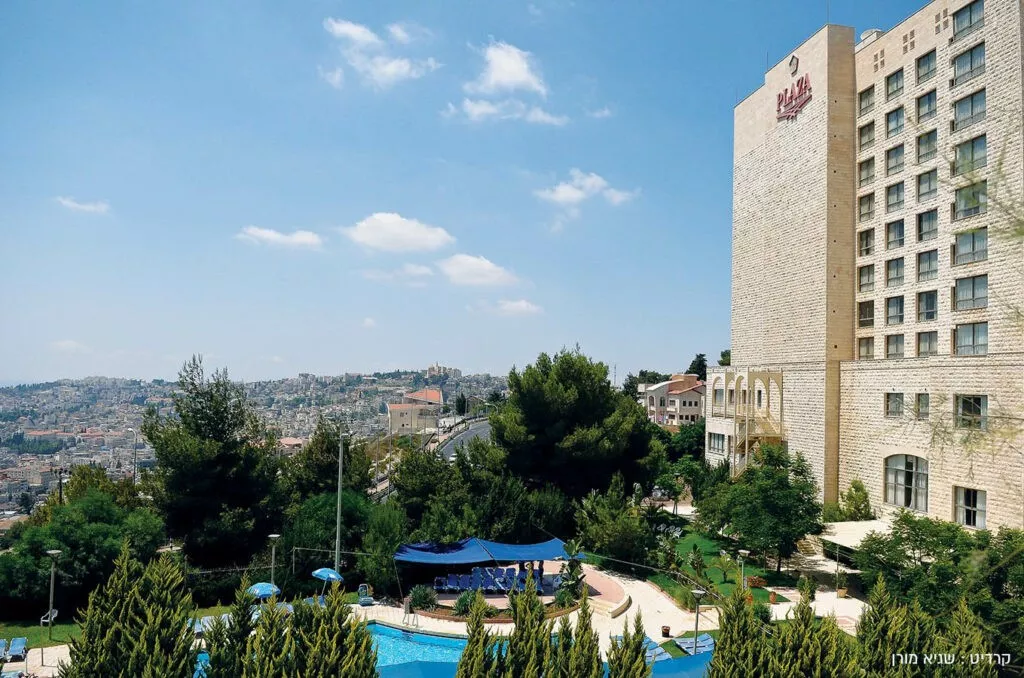 studio-vered-nevo-Plaza-Nazareth-Illit-hote26-copy-1024x678